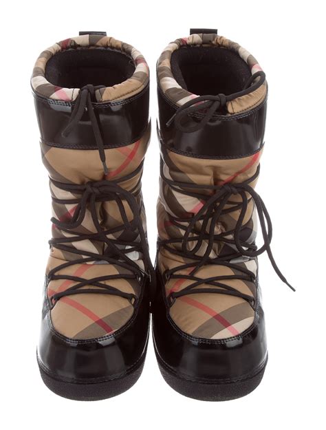 burberry snow boots women's|burberry leather boots.